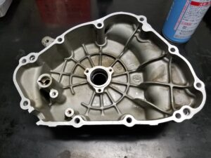 V125のオイルシールを比べます。 – バイク工房かざぐるまのHPu0026通販サイト！